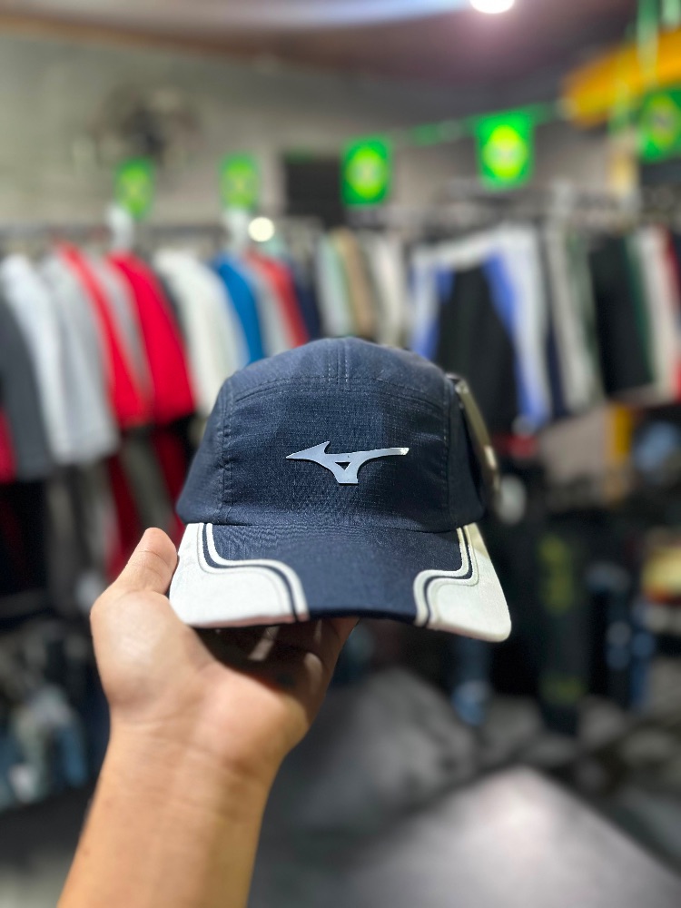 Boné Mizuno