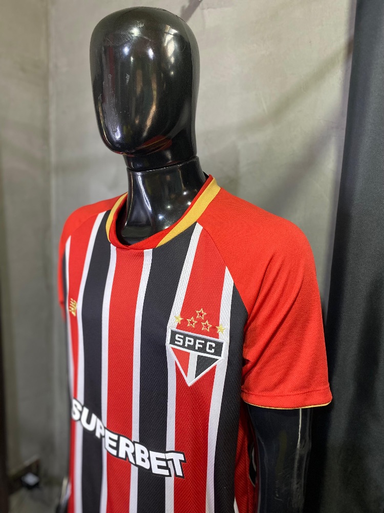 CAMISETA DE TIME